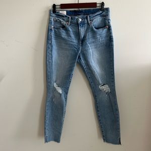 GAP True Skinny Ankle Mid Rise Jeans🤍